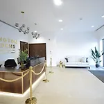 Embassy Garden 1B1B Vauxhall Apartment